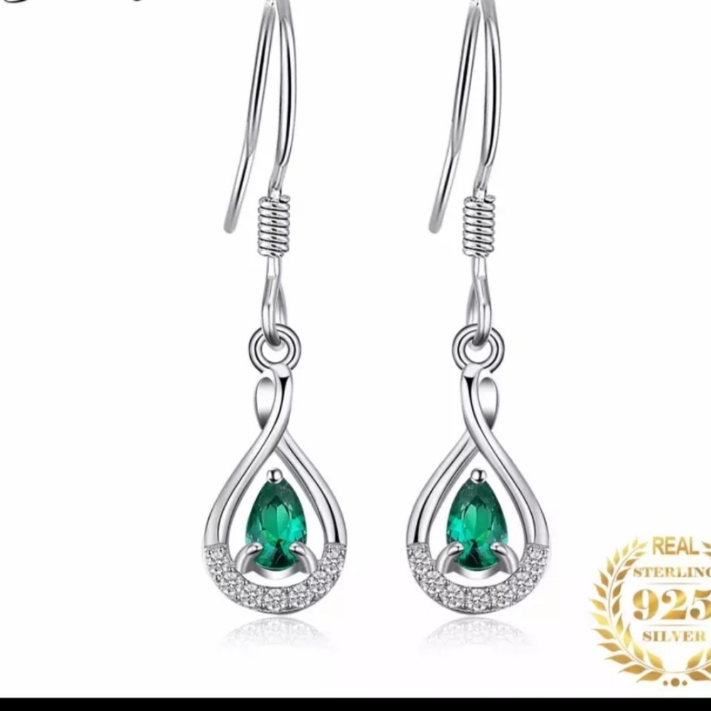 Price Dropped EMERALD EARRING pure 925 solid Sterling SL